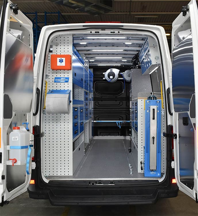 01 Crafter s nábytkom Syncro Slovensko