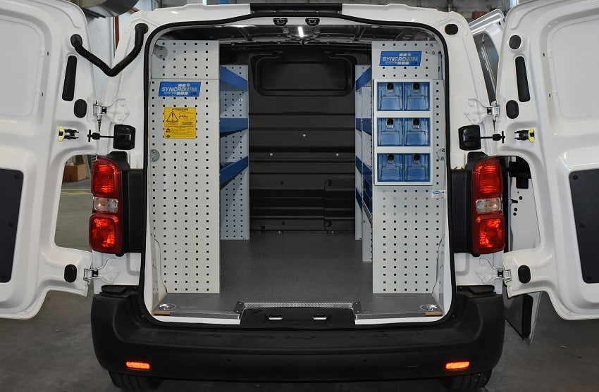 01 vybavenie dodávky dielne Opel Vivaro 2019 Syncro Slovensko