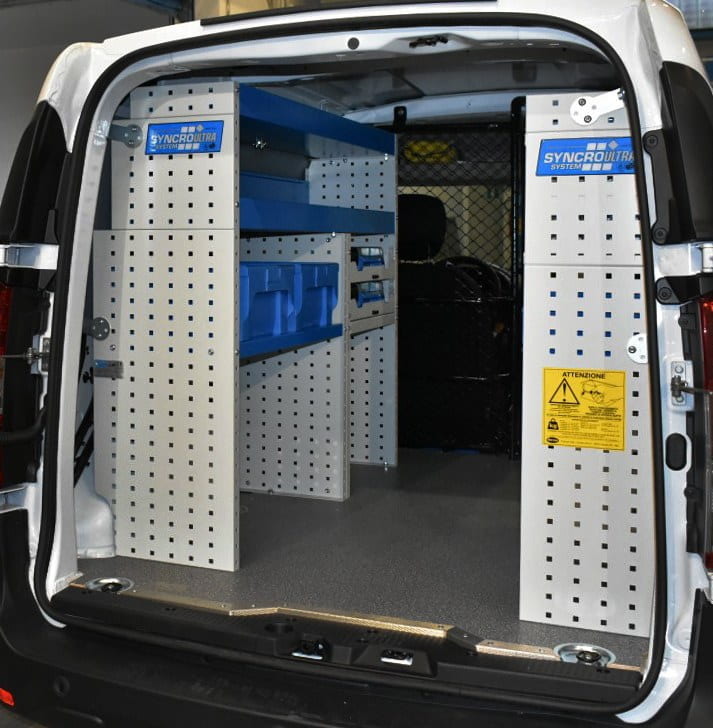 02 Dokker vybavený komponentmi Syncro Slovensko