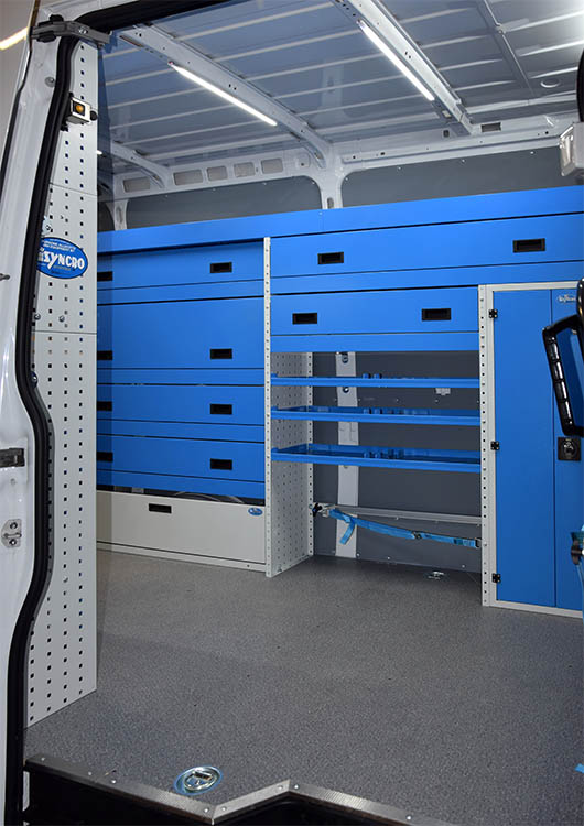 04 Daily s vybavením Ultra videným z bočných dverí Syncro Ultra Slovensko