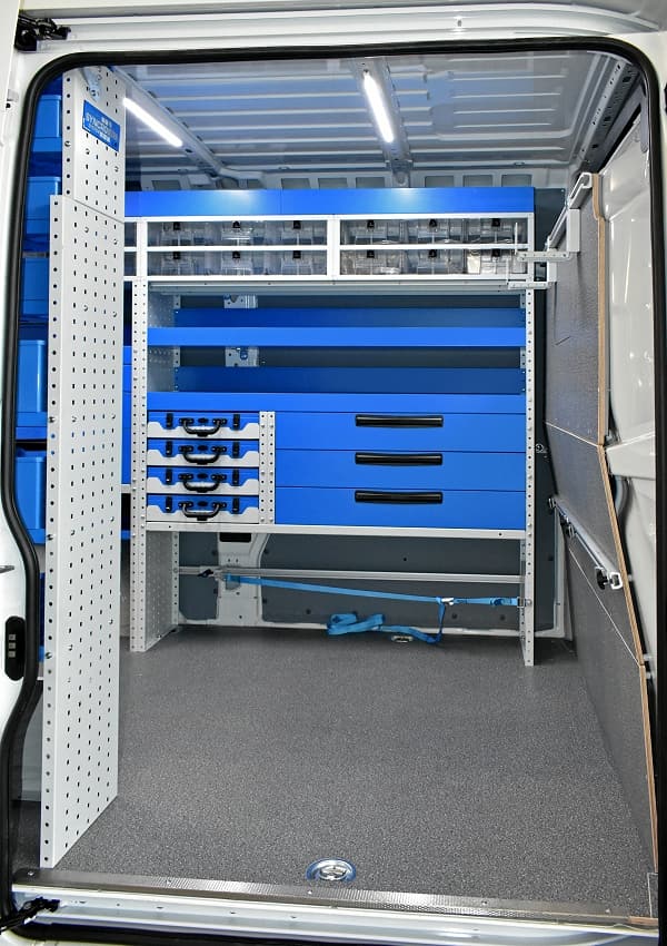 04 Držiak na kufre s upínacím popruhom na Boxer Syncro Slovensko