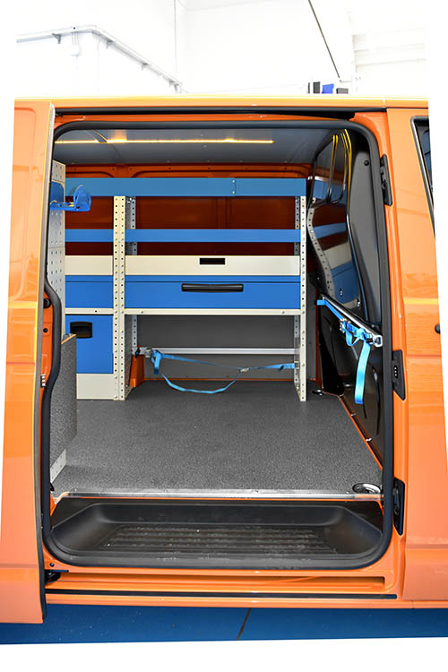 04 Transporter s úchytnými systémami Syncro Slovakia