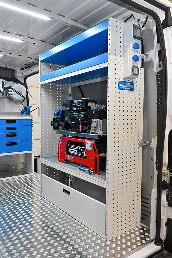 01 zostava s generátorom a kompresorom Syncro Slovakia