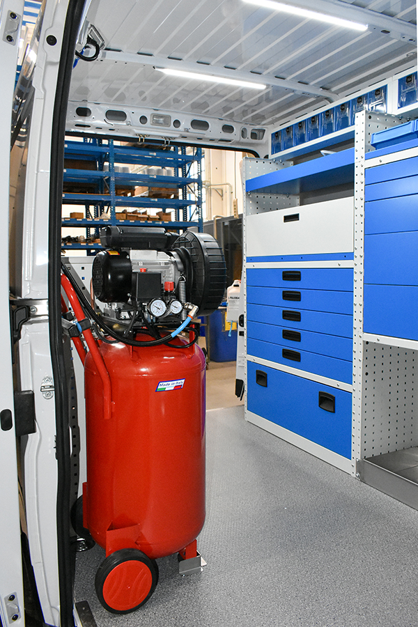 02 zostava s generátorom a kompresorom Syncro Slovakia