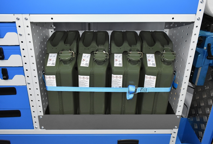 04 Vodotesná nádrž na kanistre Syncro Slovakia