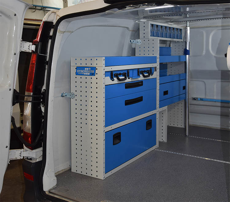 02 tyče na upevnenie nákladu Syncro