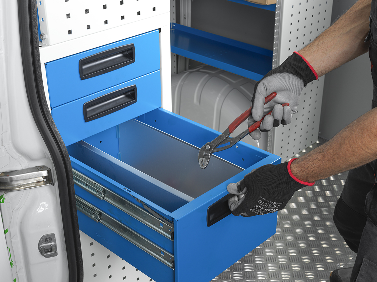 02 bočná výsuvná zásuvka Syncro Slovakia