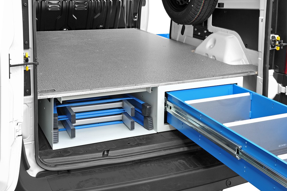 04 montáž podlahových zásuviek Syncro Slovakia