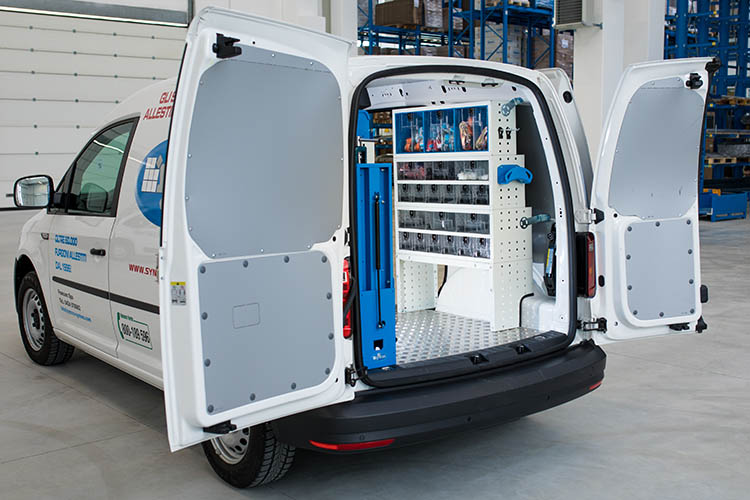 03 Transparentné zásuvky Multibox Syncro Slovakia