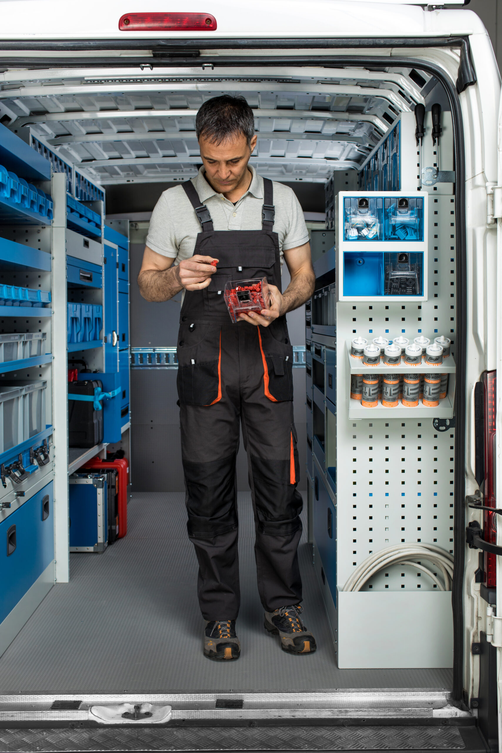 03 Priehľadné kolískové zásuvky Syncro Slovakia